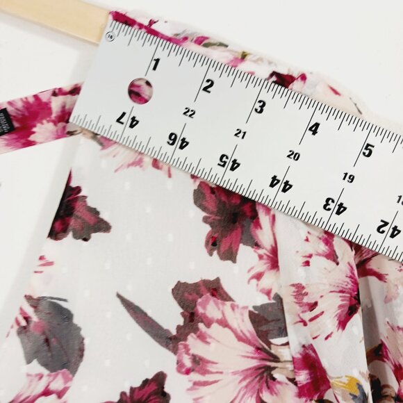 White House Black Market Size 6 Floral Top, Long Sleeve, Back w/ Draping, Boho - Picture 10 of 16